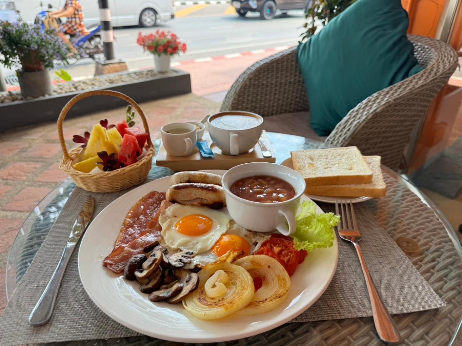 Venice Hotel Hua Hin Bagian luar foto